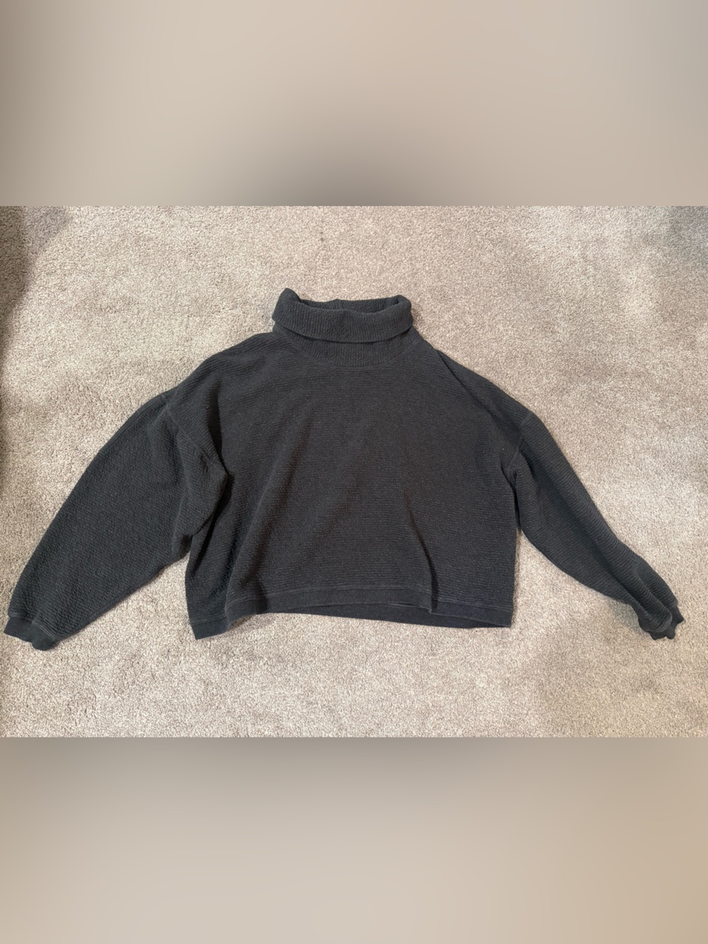 Lululemon Cropped Sweater